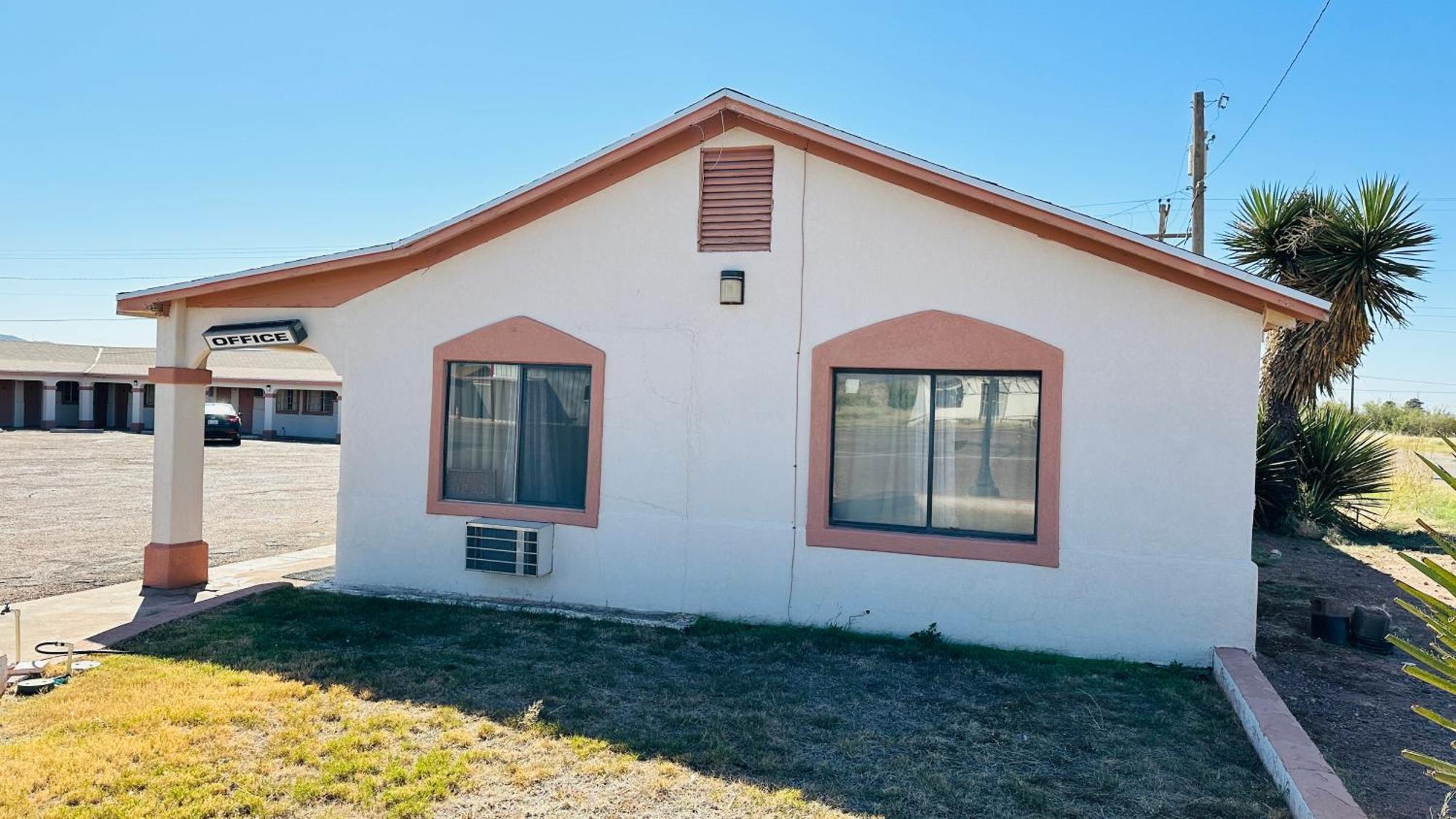 Budget Inn Van Horn Bagian luar foto